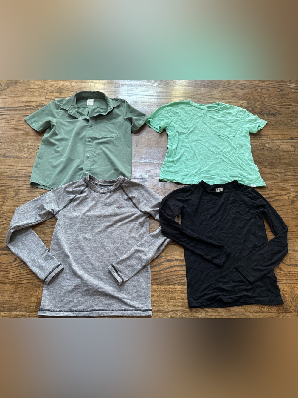 Boys Size 8 Mixed Shirt Bundle Gap Kids, All in Motion & 32 Degrees Heat 4 Piece